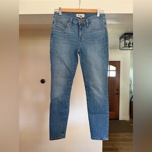 Madewell Women's Light Blue 8” Skinny Jeans 26P